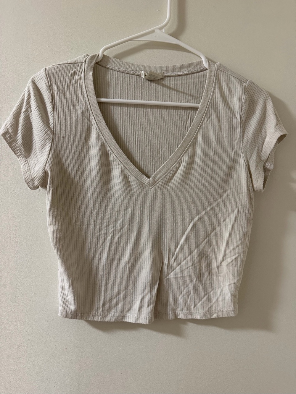 Bozzolo Ribbed V-Neck Cropped Top Womens Large Cream Good Short Sleeve RT52610